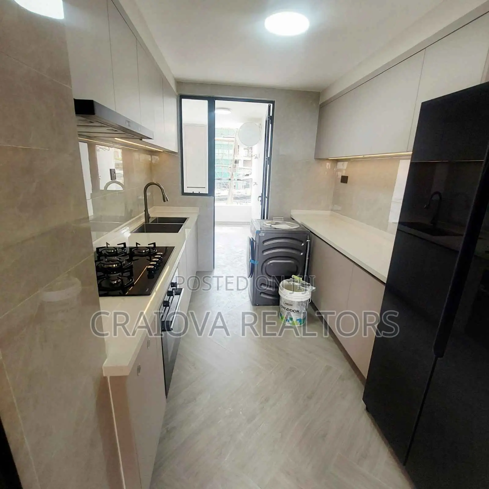 3bdrm Apartment in Hotel 67 Area for sale