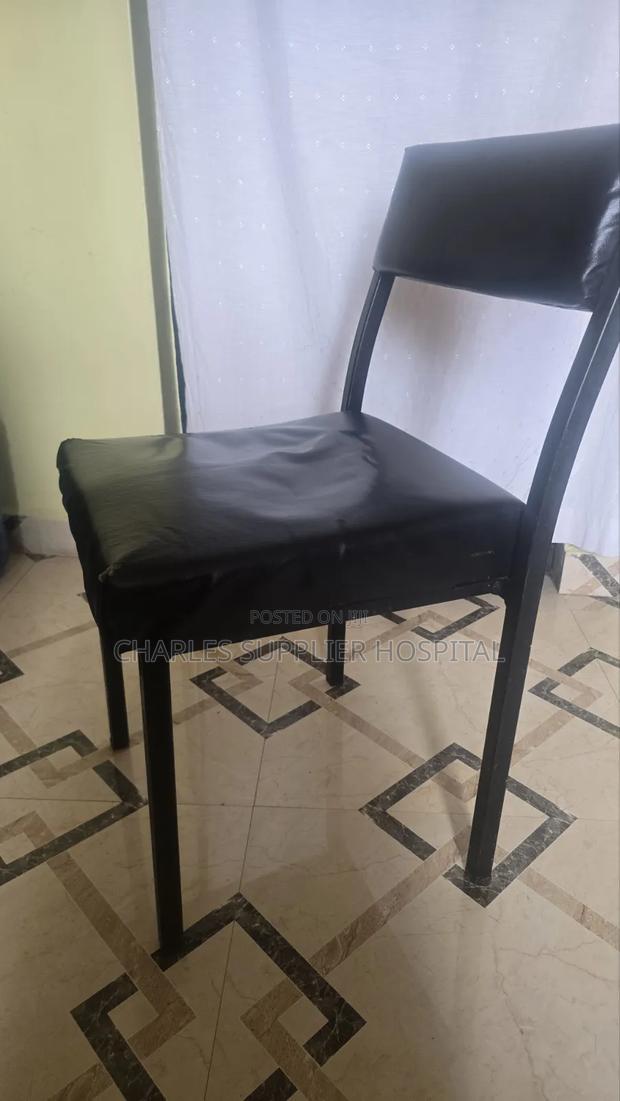Office Desk and Chair - thumbnail 2