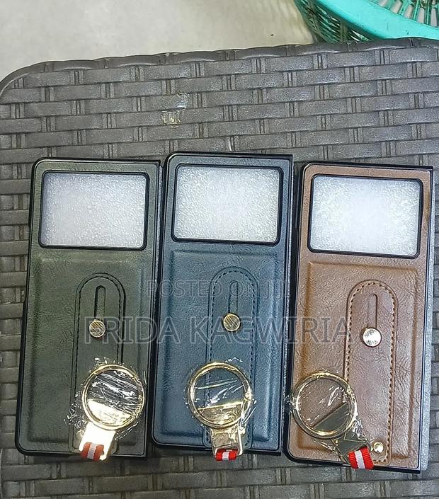 Tecno Phantom v Fold 2 Leather Back Cover - thumbnail 2