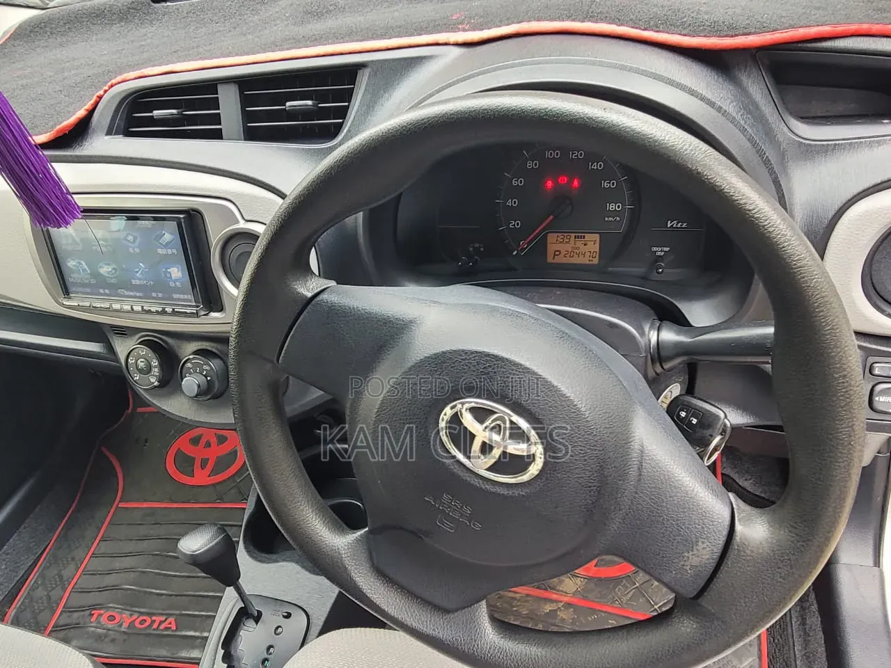 Toyota Vitz 2011