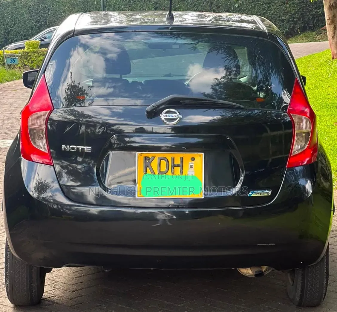 Nissan Note 2015 Black