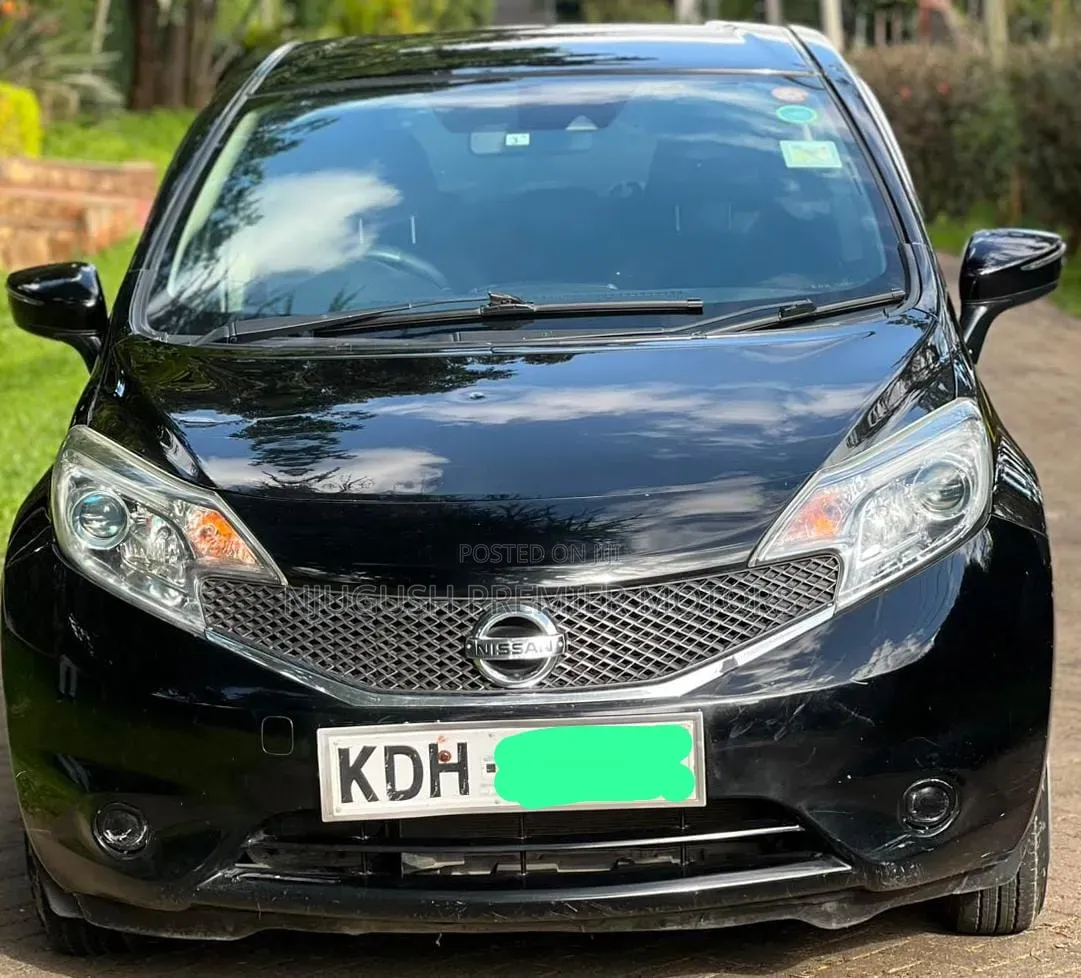 Nissan Note 2015 Black