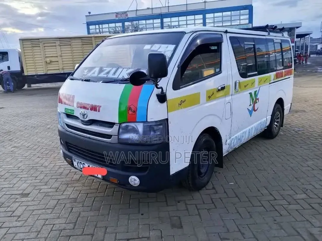 Toyota HiAce 2008 White