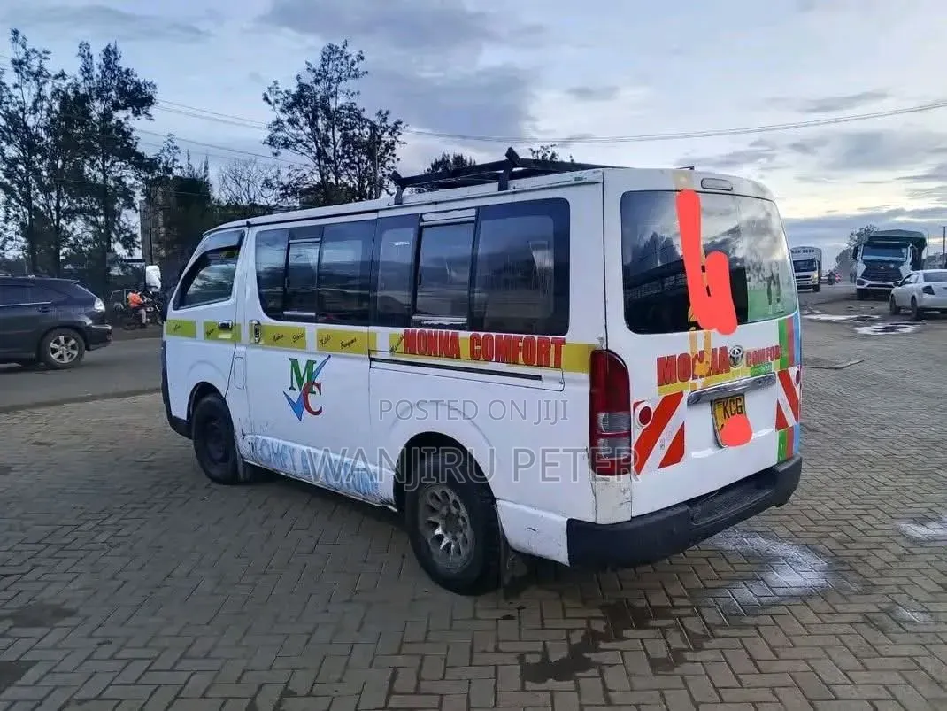 Toyota HiAce 2008 White