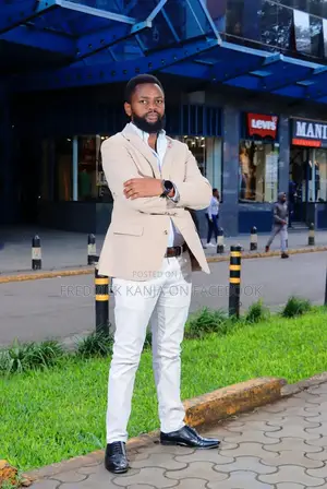 Business Digital Marketer/ Business Consultant