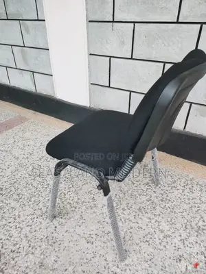 Executive Tosca Visitors Chair