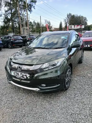 Honda Vezel 1.5 Hybrid 2WD 2017 Green