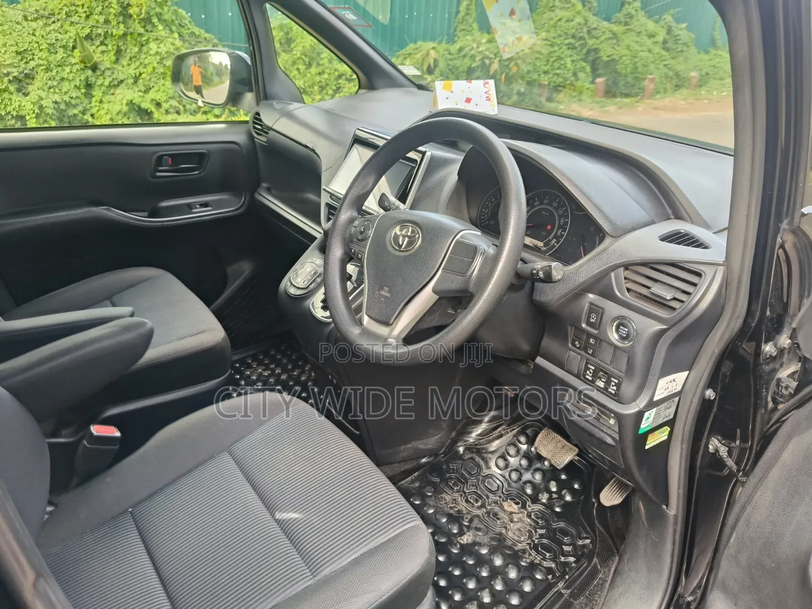 Toyota Noah 2018 Black