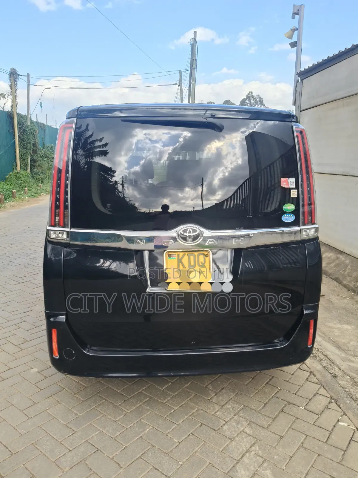 Toyota Noah 2018 Black