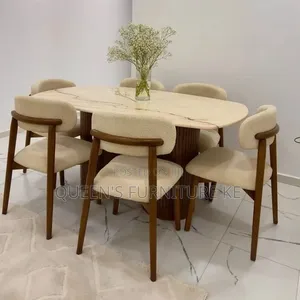 Queen's Furniture