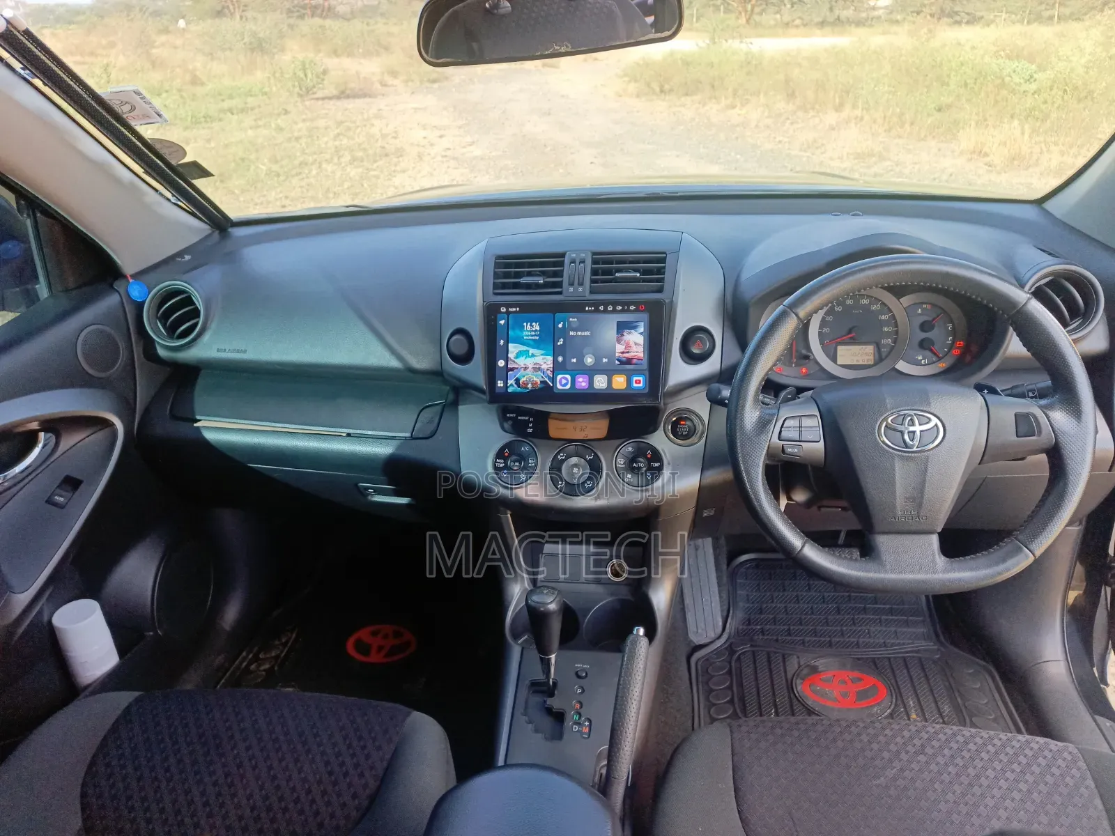 Toyota Vanguard 2012 Black