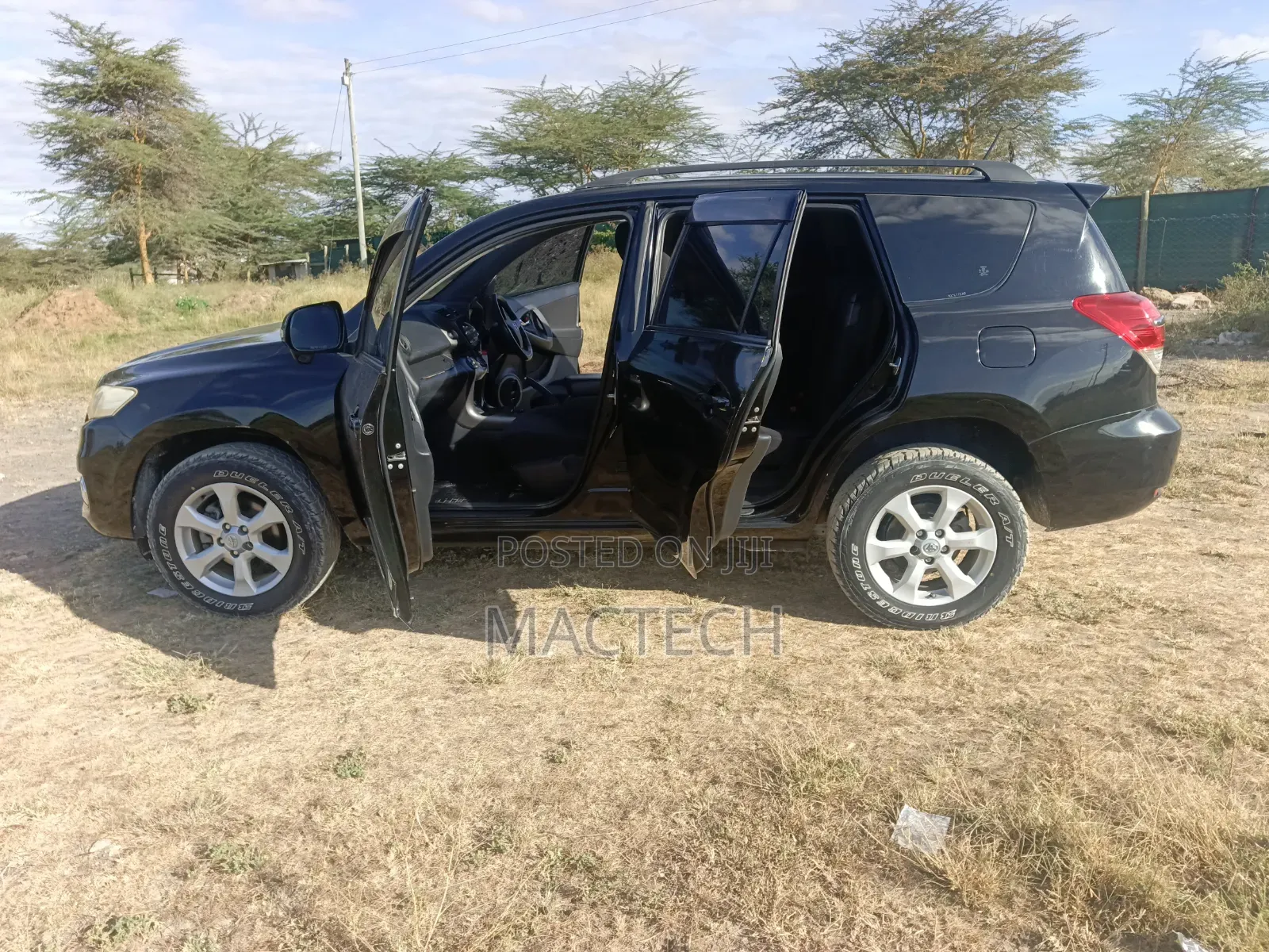 Toyota Vanguard 2012 Black