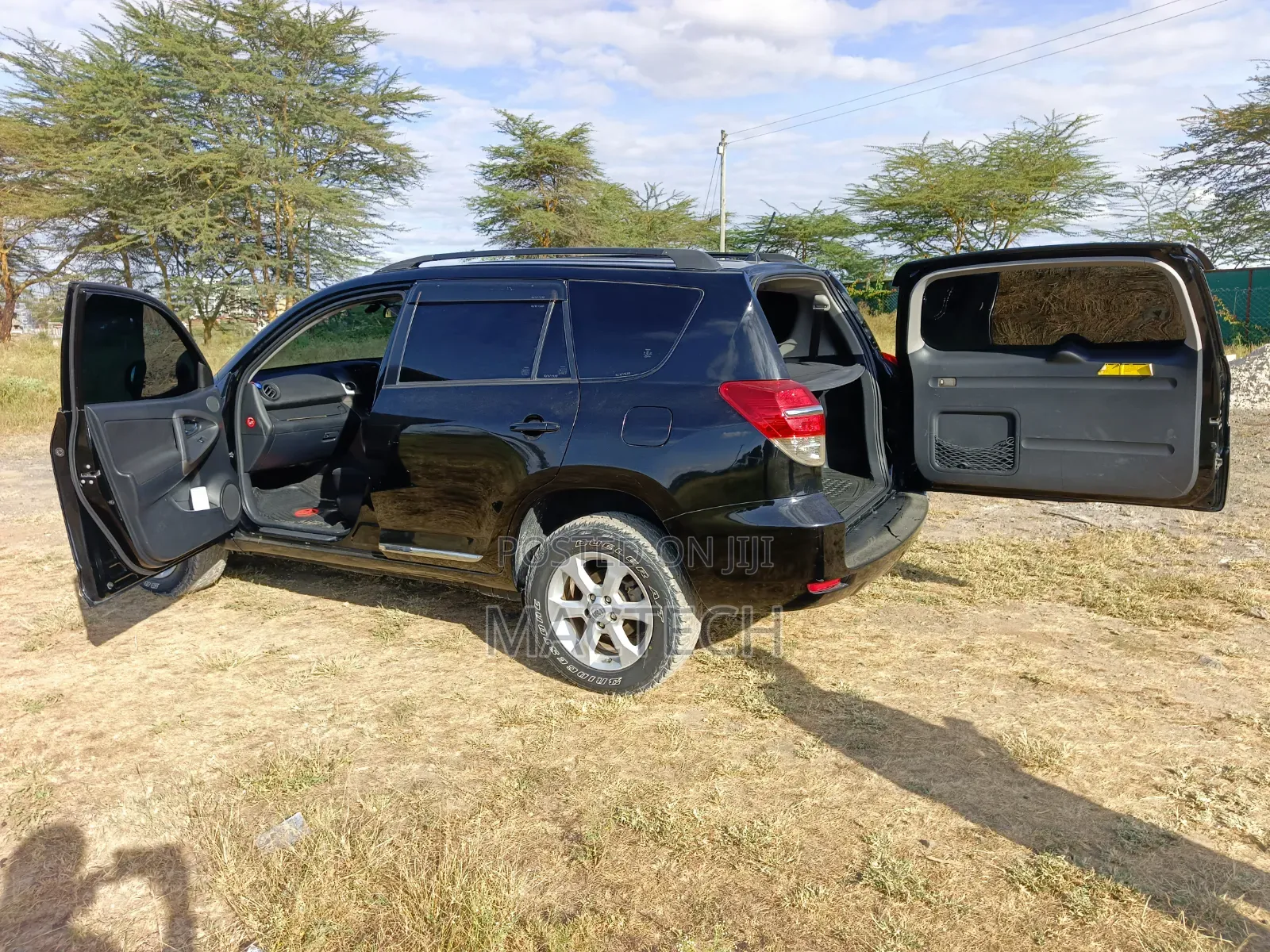 Toyota Vanguard 2012 Black