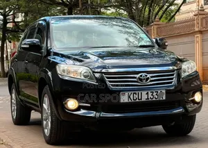 Toyota Vanguard 2012 Black