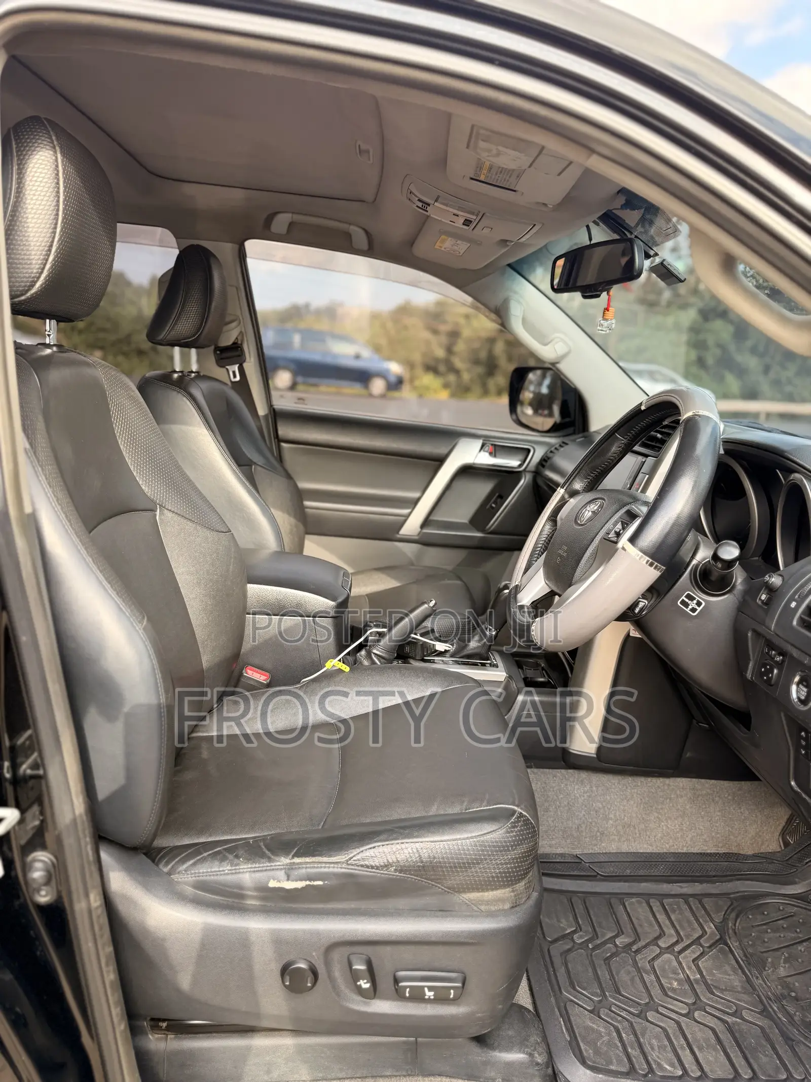 Toyota Land Cruiser Prado 2.7 i 2013 Black