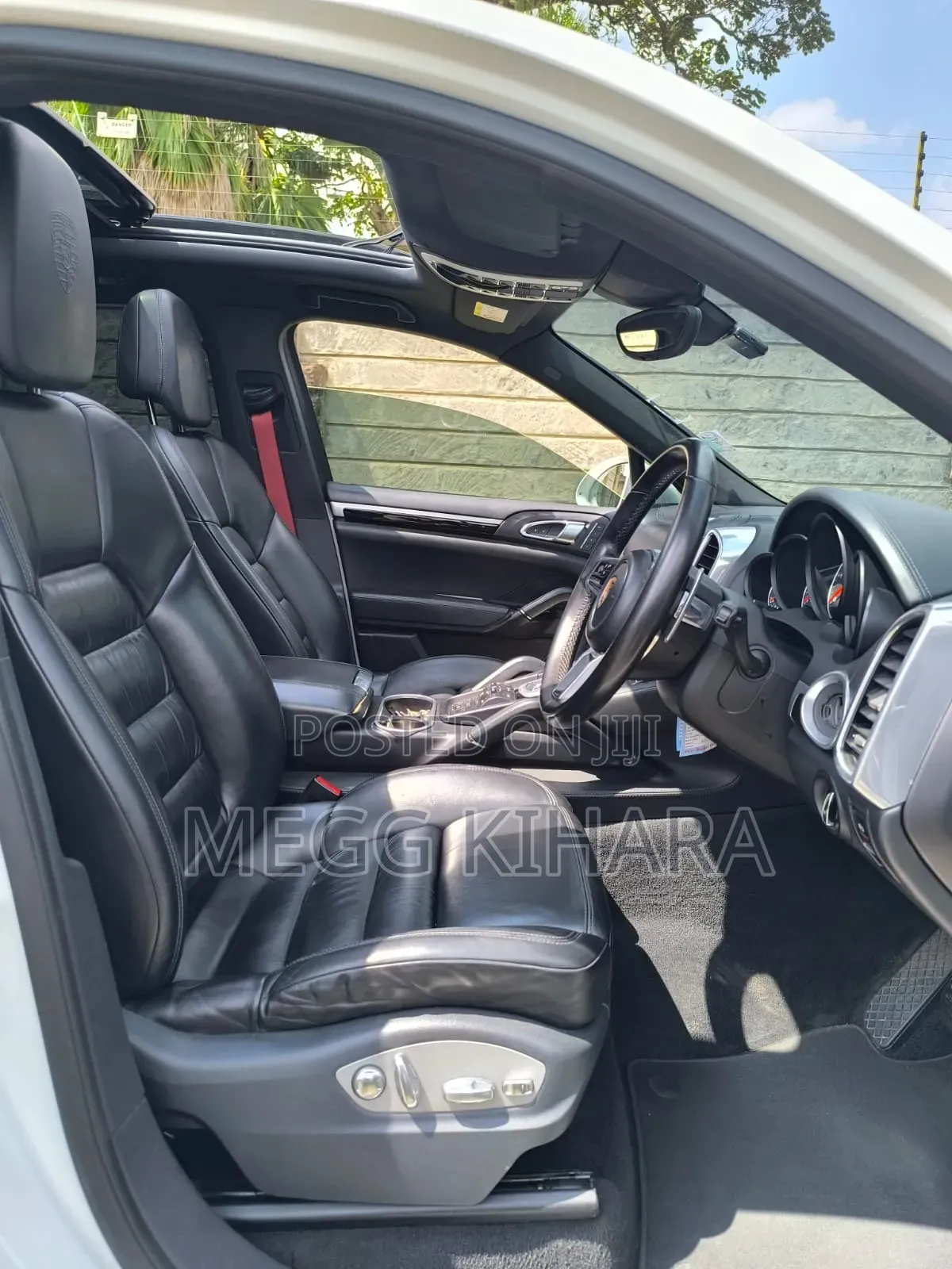 Porsche Cayenne 2018 White