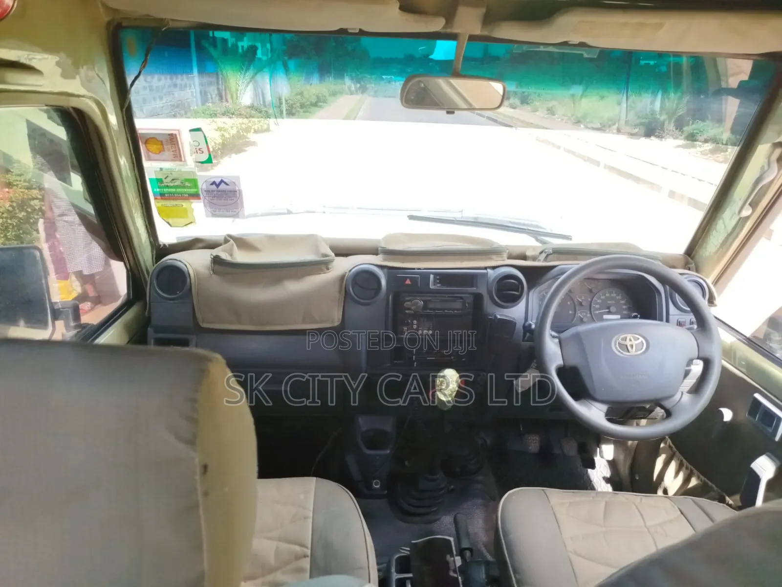 Toyota Land Cruiser 2010 Green