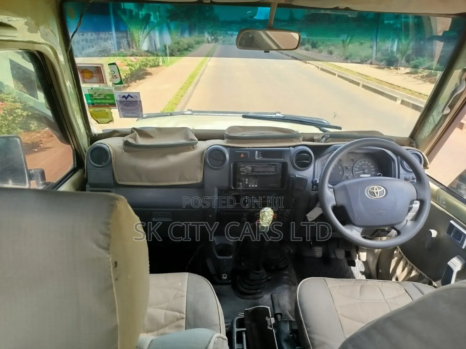 Toyota Land Cruiser 2010 Green