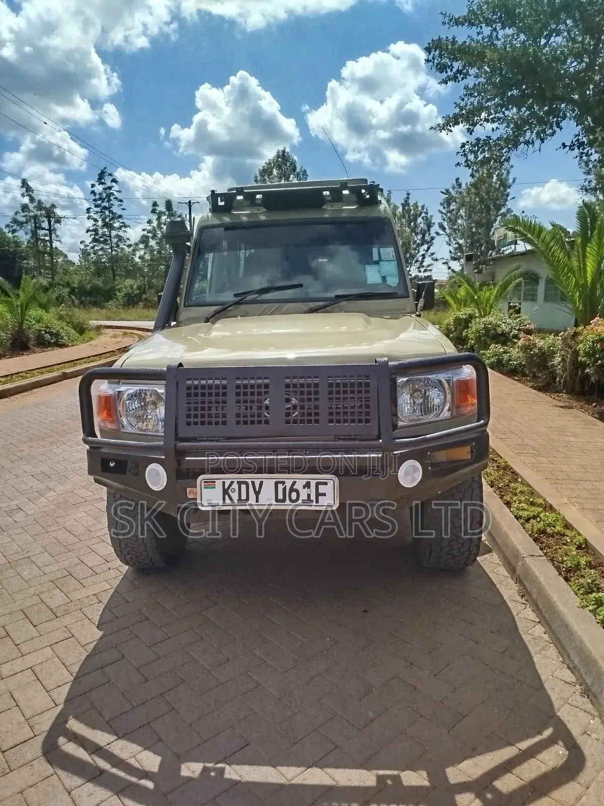 Toyota Land Cruiser 2010 Green