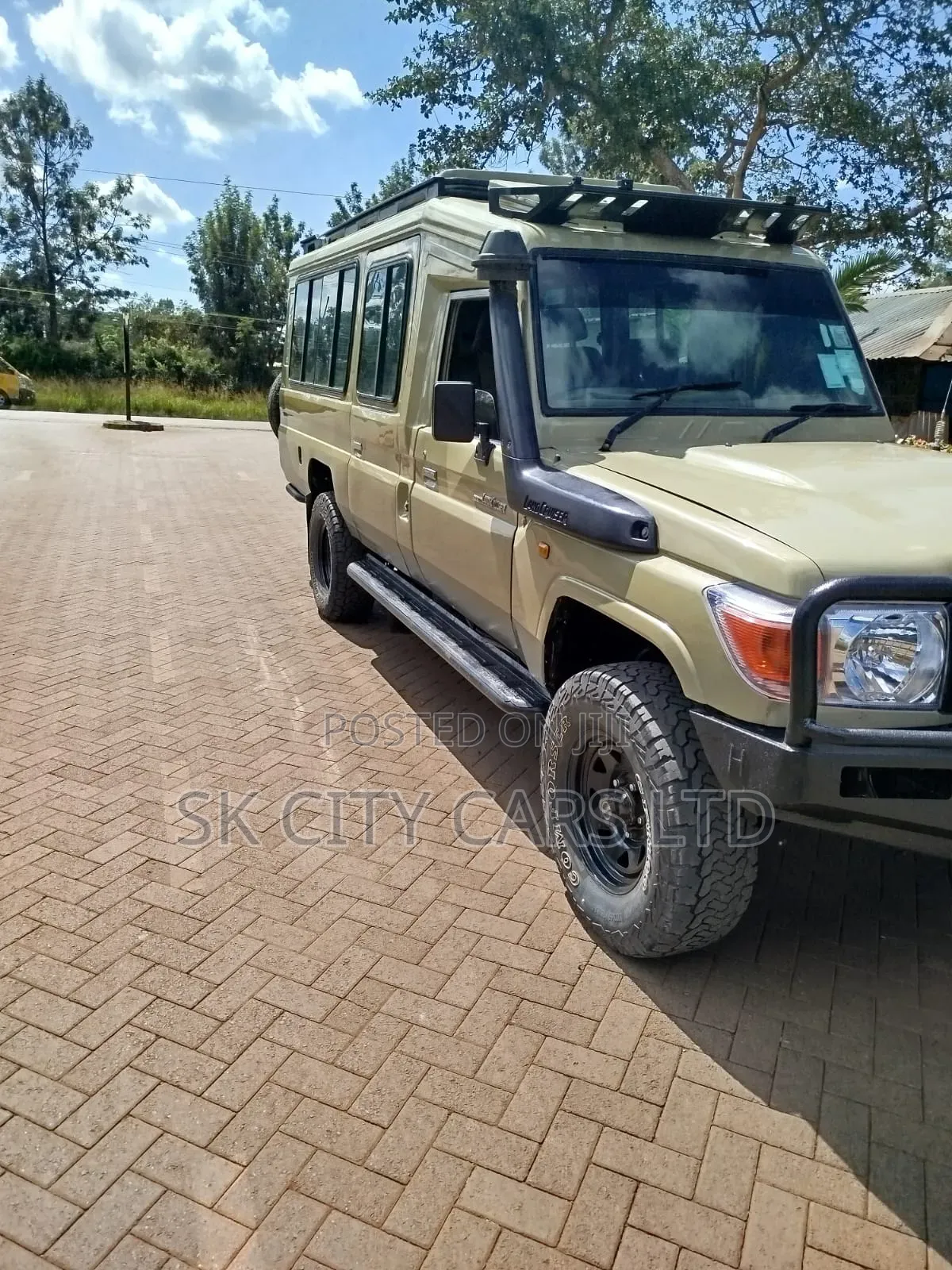 Toyota Land Cruiser 2010 Green