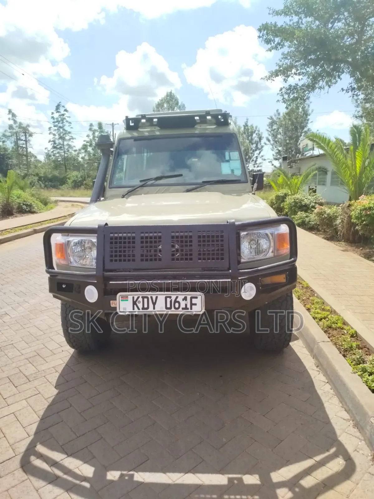 Toyota Land Cruiser 2010 Green
