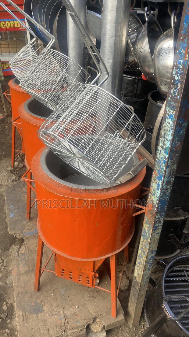 Firewood Charcaol Ceramic Fryer - thumbnail 3
