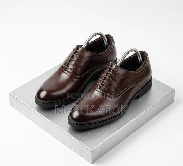 Shoes and Electronics - thumbnail 2