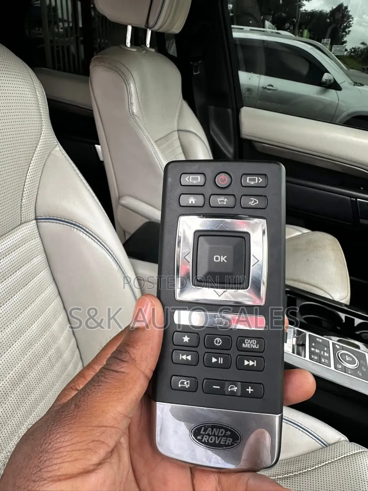 Land Rover Discovery 2018 Burgundy