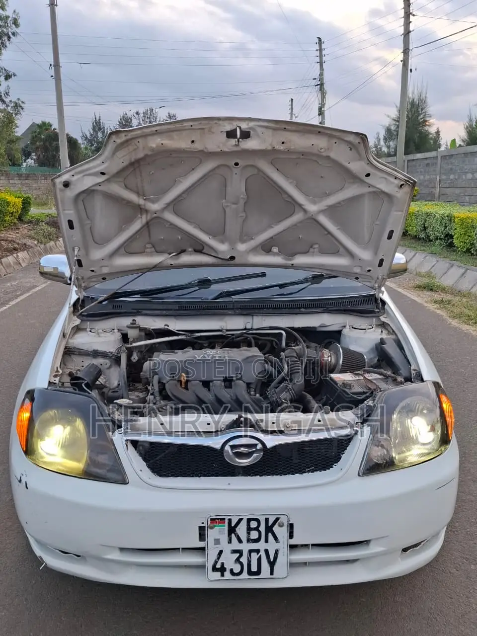 Toyota Corolla 2003 White