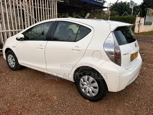 Toyota Aqua 2014 White