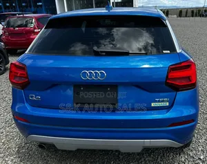 Audi Q2 2018 Blue