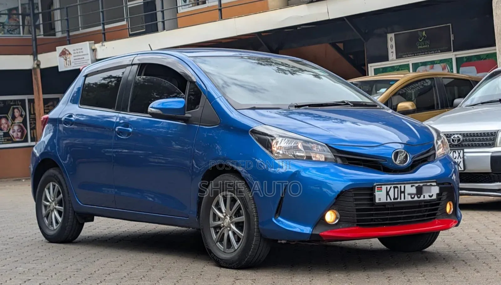 Toyota Vitz 2015 Blue