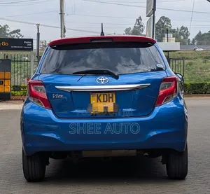 Toyota Vitz 2015 Blue