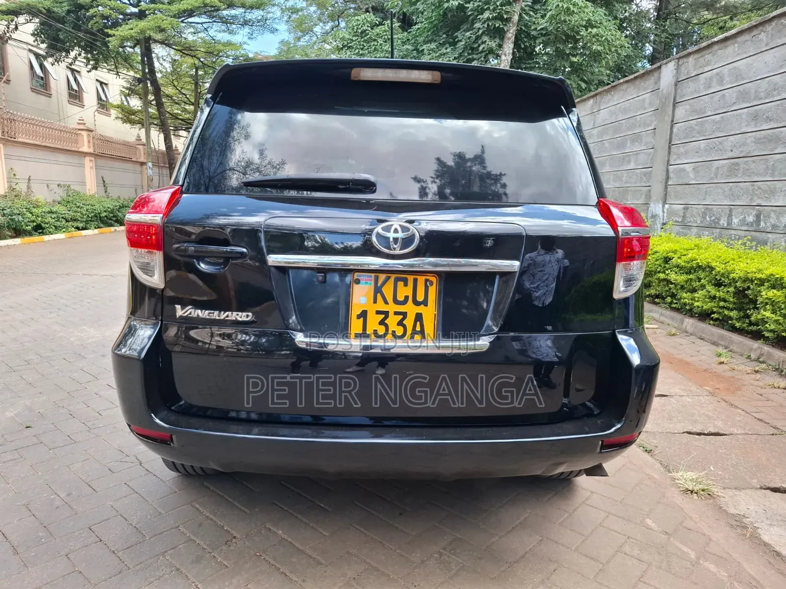 Toyota Vanguard 2012 Matt Black