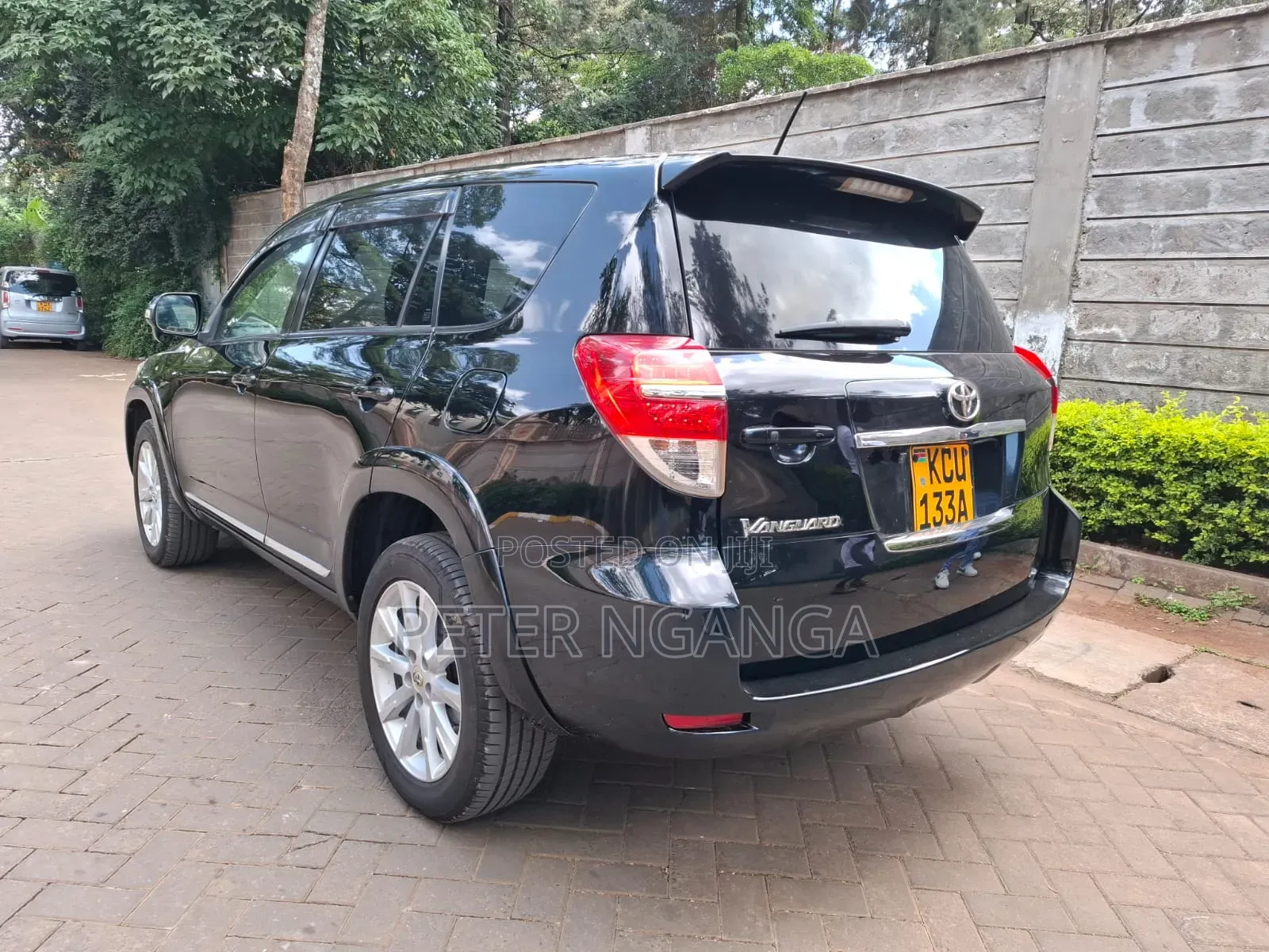 Toyota Vanguard 2012 Matt Black