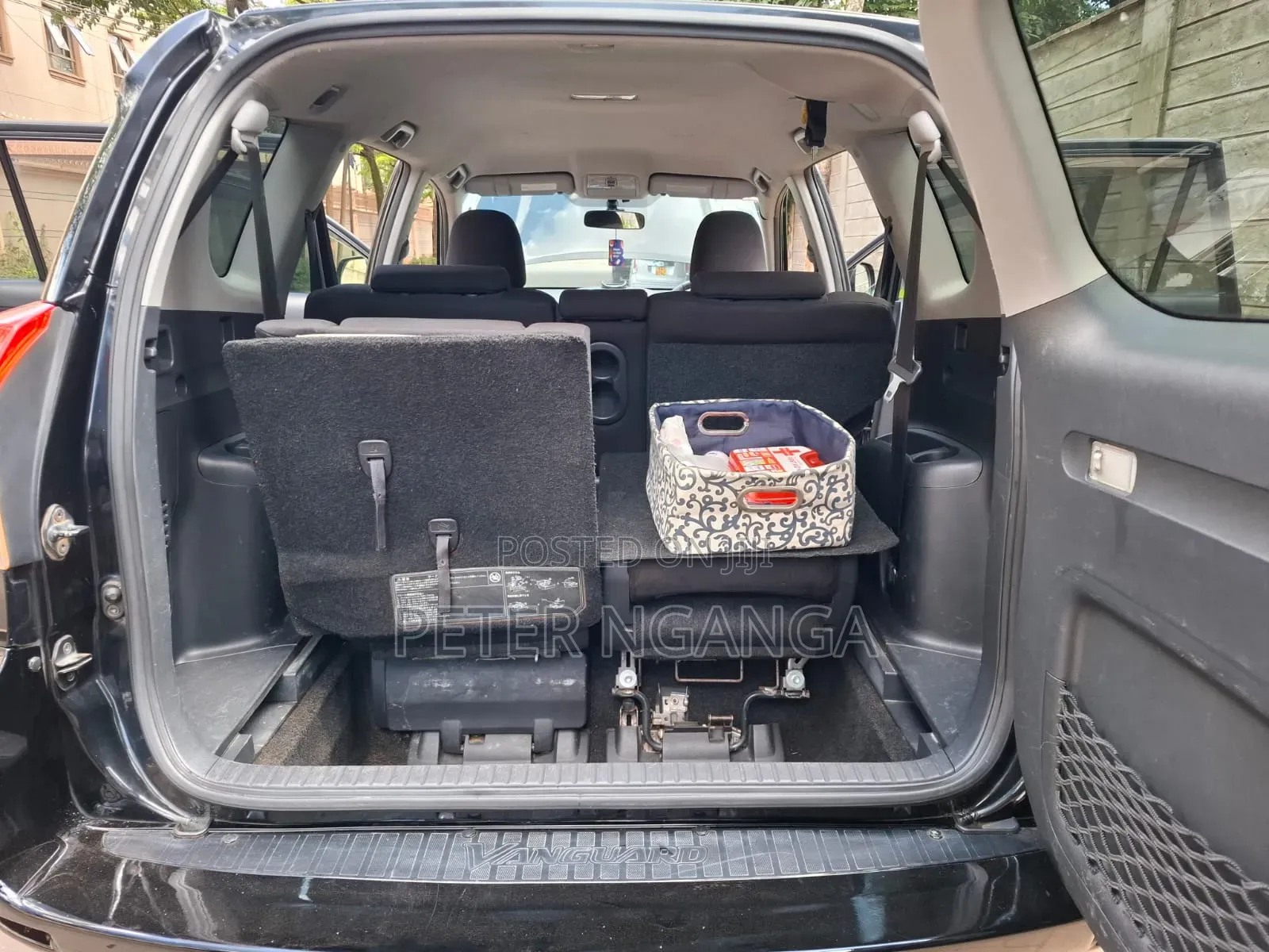 Toyota Vanguard 2012 Matt Black