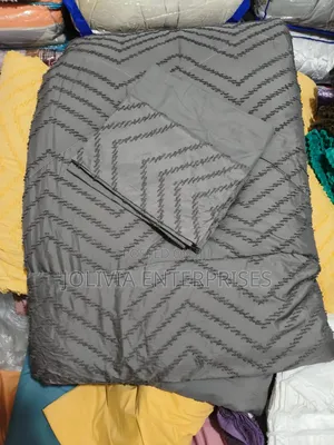 Quality Tufted Duvet Set 6x7