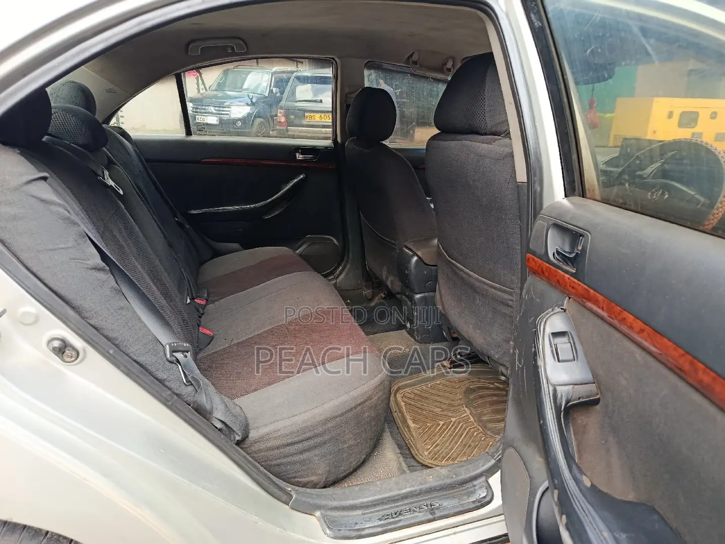 Toyota Avensis 2004 Silver