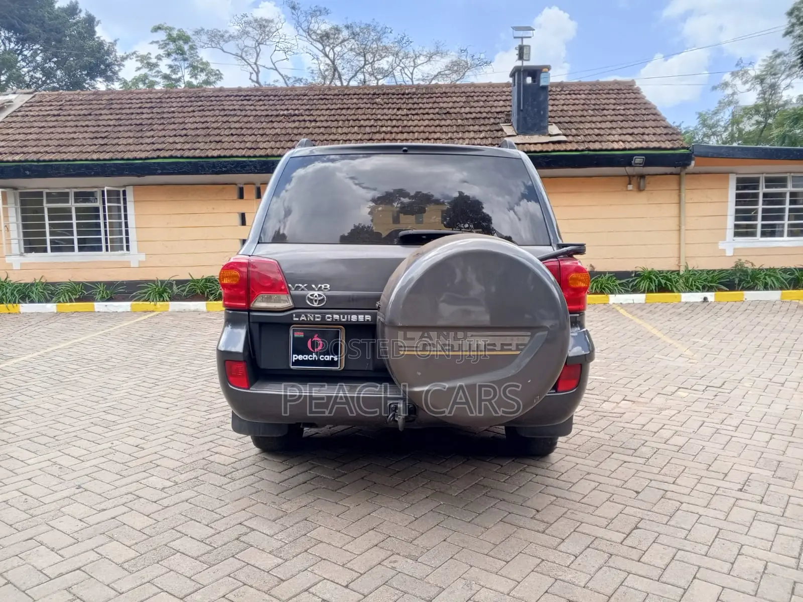 Toyota Land Cruiser 2012 Gray