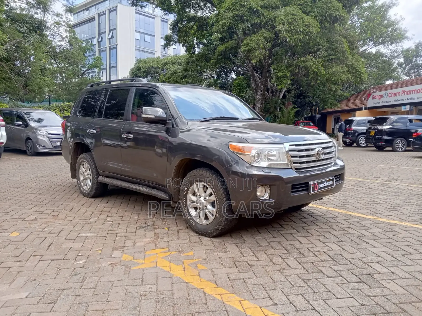 Toyota Land Cruiser 2012 Gray