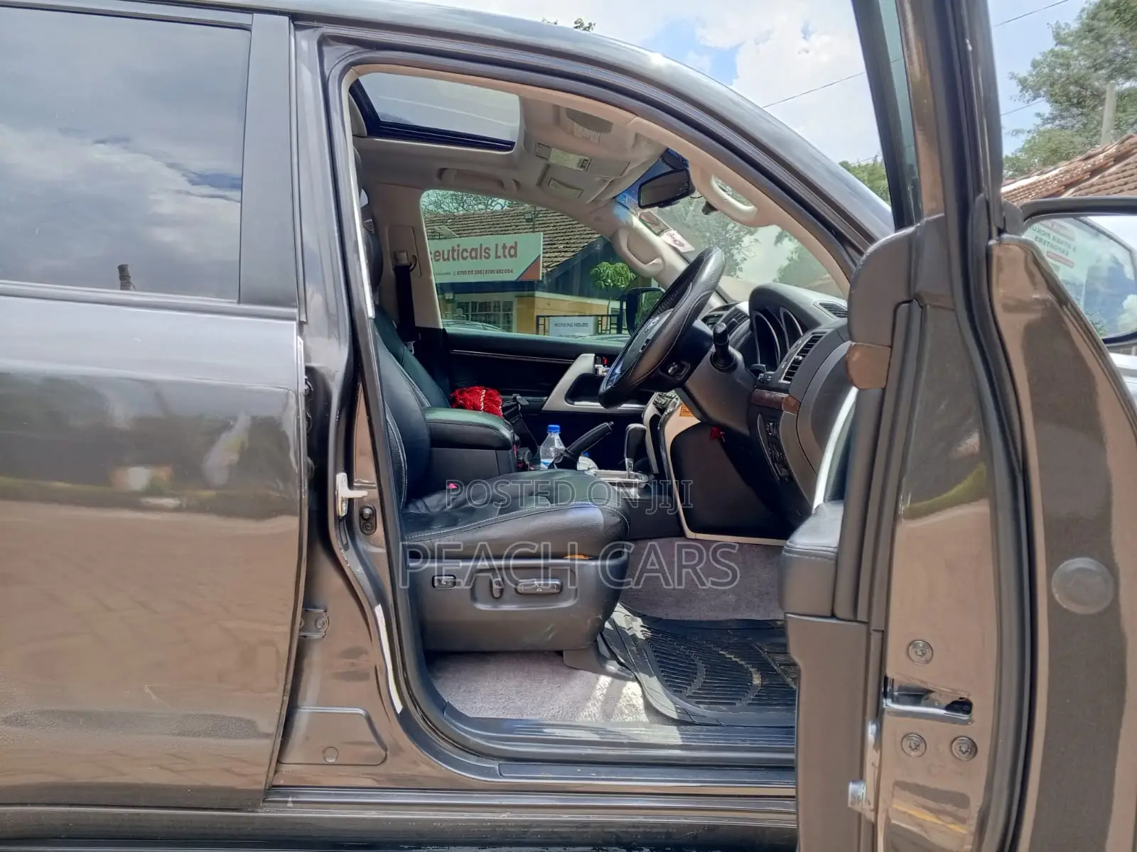 Toyota Land Cruiser 2012 Gray