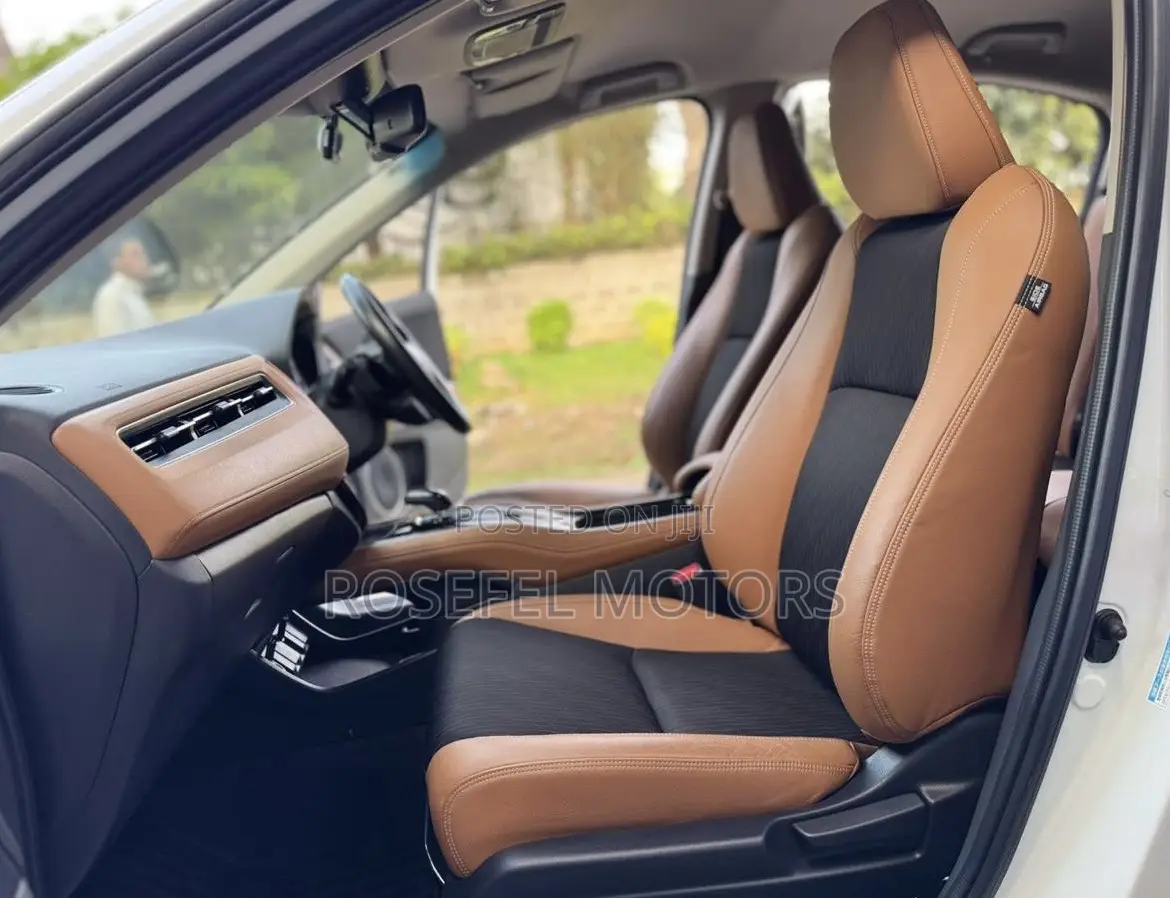 Honda Vezel 1.5 Hybrid 2WD 2019 White