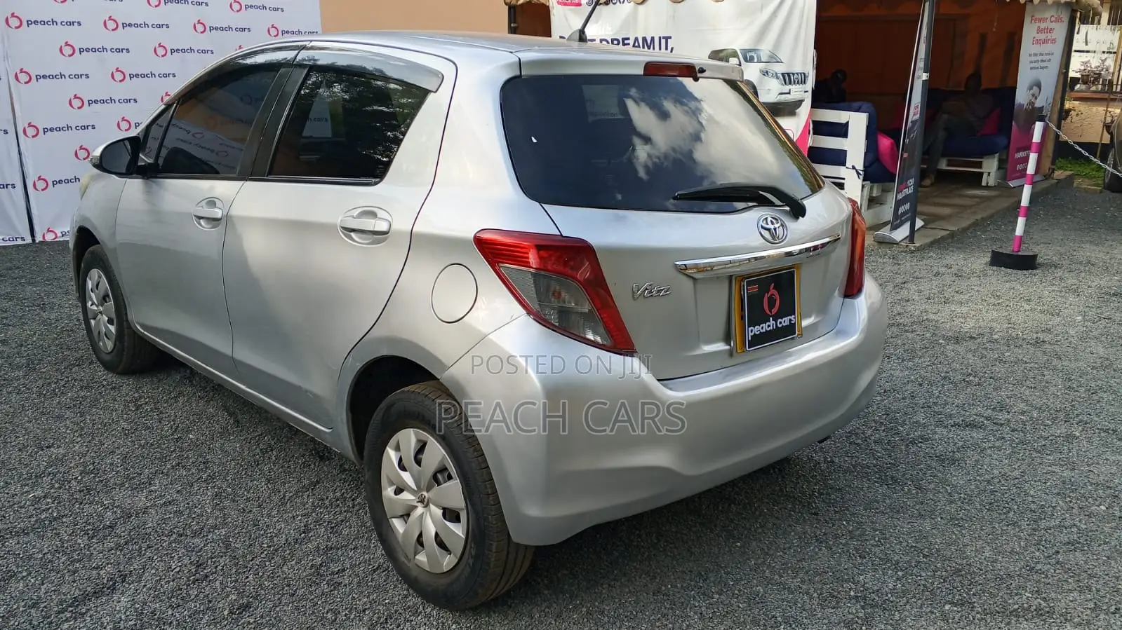 Toyota Vitz 2014 Silver