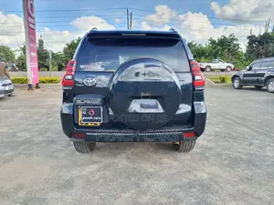 Toyota Land Cruiser Prado 2011 Black