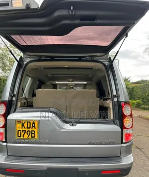 Land Rover Discovery 2013 Gray