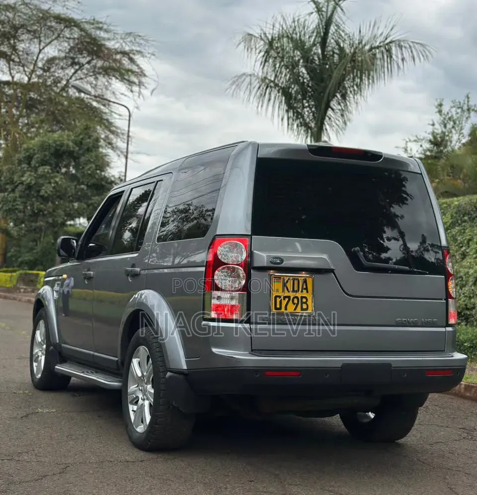 Land Rover Discovery 2013 Gray