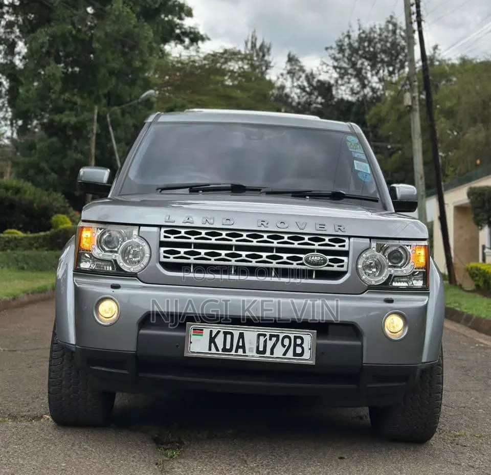 Land Rover Discovery 2013 Gray
