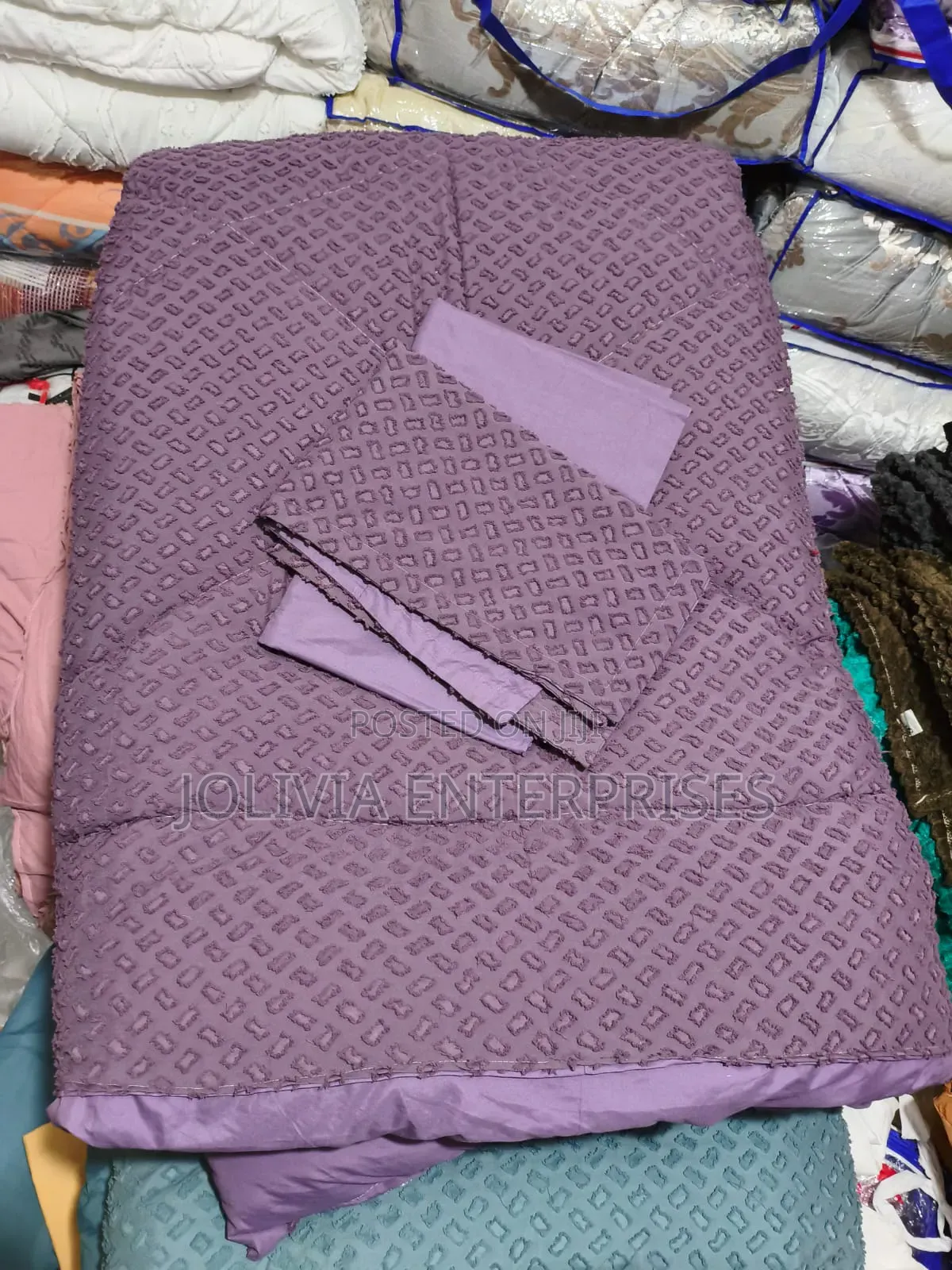 6pcs Tufted Duvet Set 6*7