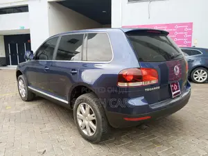 Volkswagen Touareg 2009 Blue