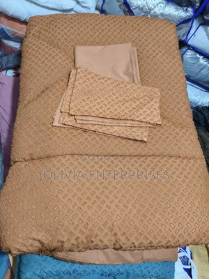 6pcs Tufted Duvet Set 6*7